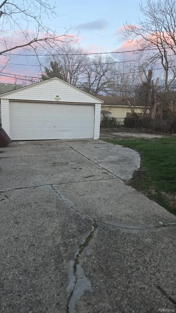 3107 Henry Street Inkster City MI 48141