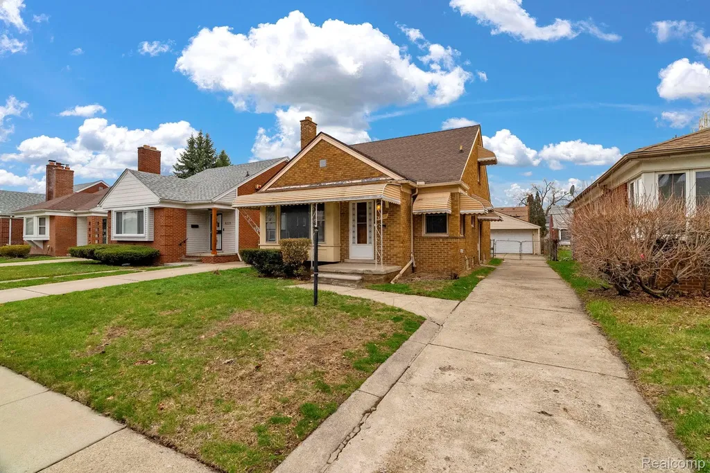 8227 Bingham Street Detroit City MI 48228