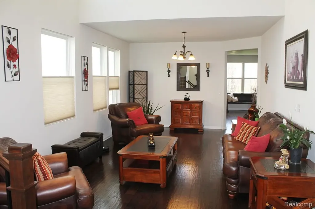 860 Backshore Drive Canton Charter Township MI 48187