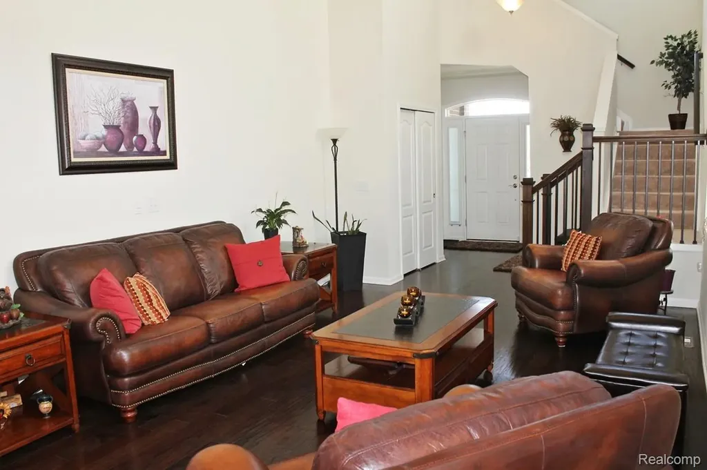 860 Backshore Drive Canton Charter Township MI 48187
