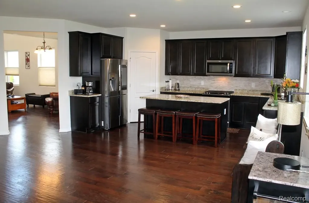 860 Backshore Drive Canton Charter Township MI 48187