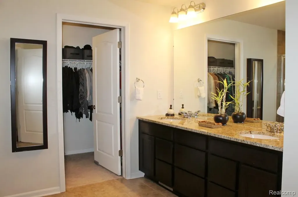 860 Backshore Drive Canton Charter Township MI 48187