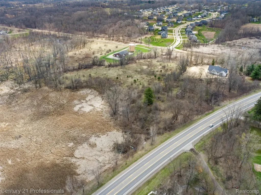 00 Old Rochester Road Oakland Charter Township MI 48363