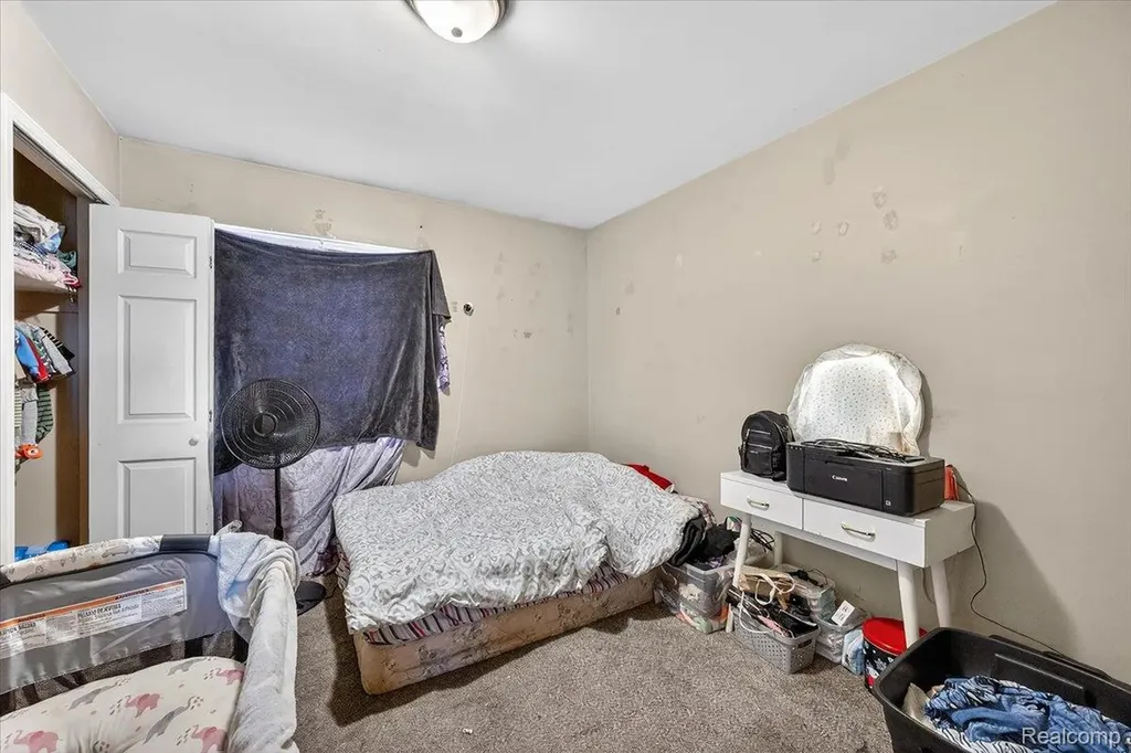 5772 Lawndale Street Deerfield Township MI 48461