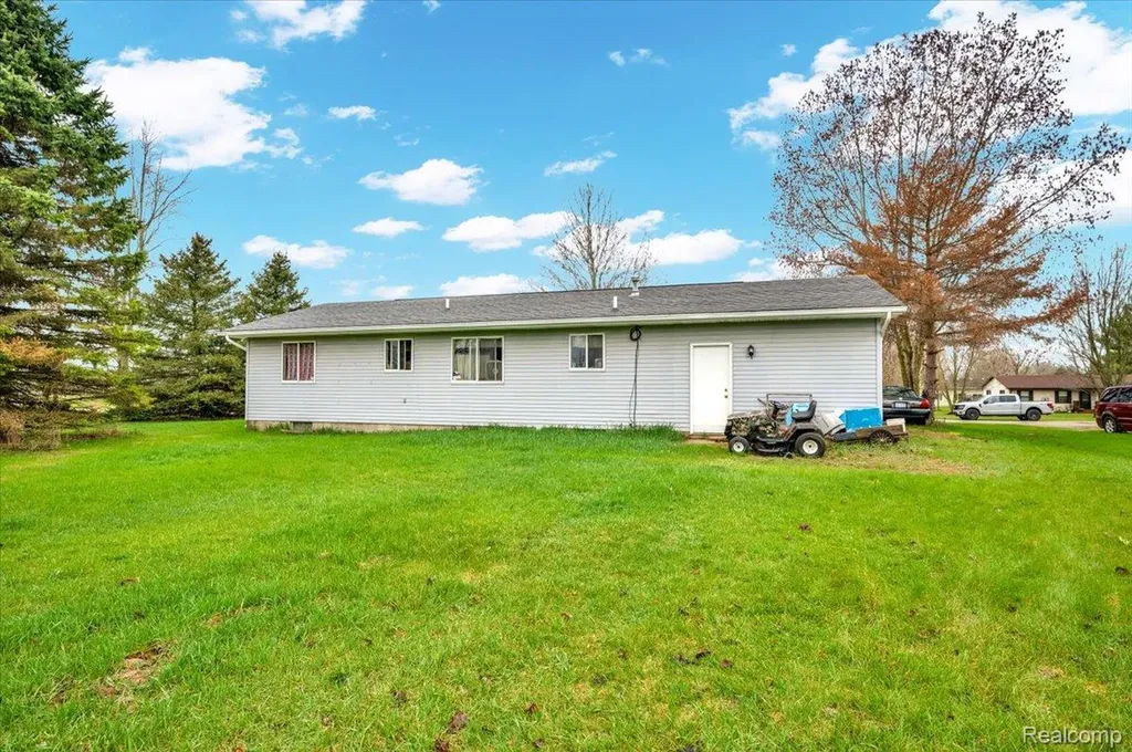 5772 Lawndale Street Deerfield Township MI 48461