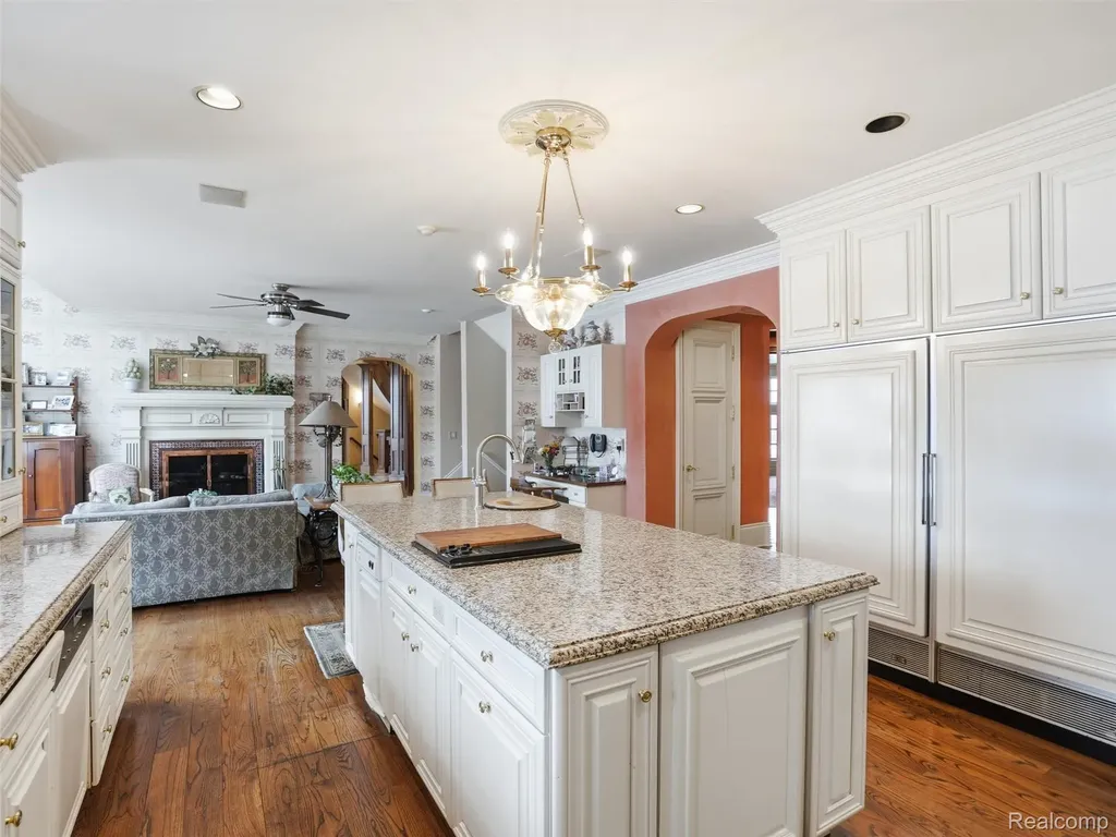 3075 Heron Pointe Drive Bloomfield Hills City MI 48302