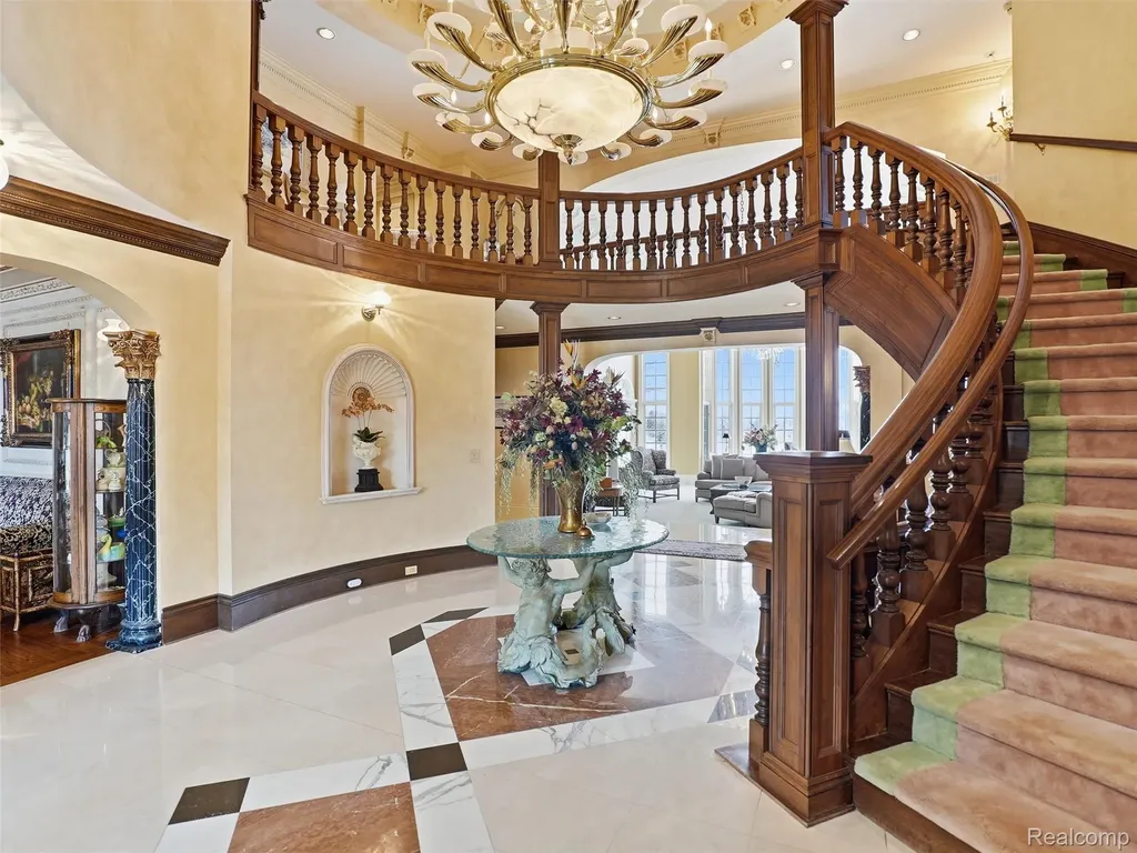 3075 Heron Pointe Drive Bloomfield Hills City MI 48302