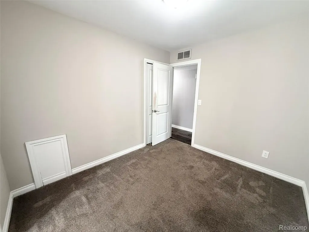 8210 Liberty Boulevard Westland City MI 48185