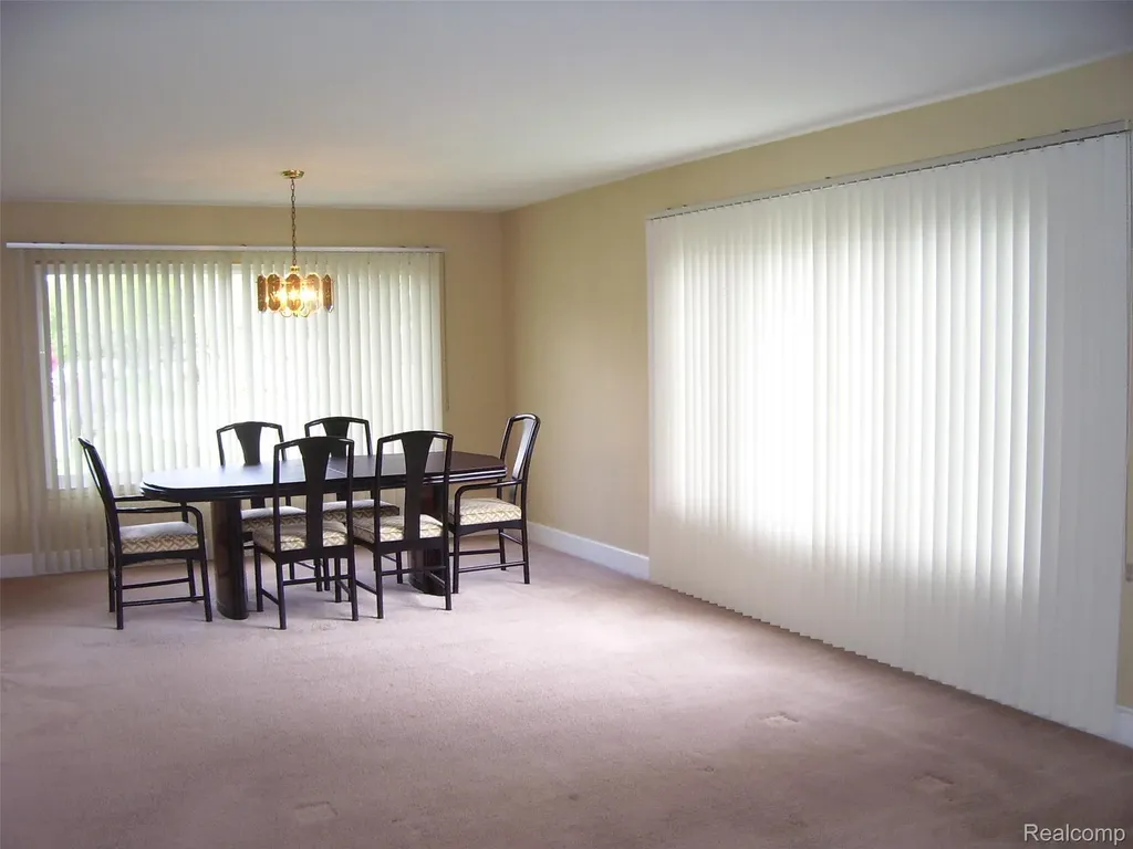 42364 Lochmoor Street Clinton Charter Township MI 48038