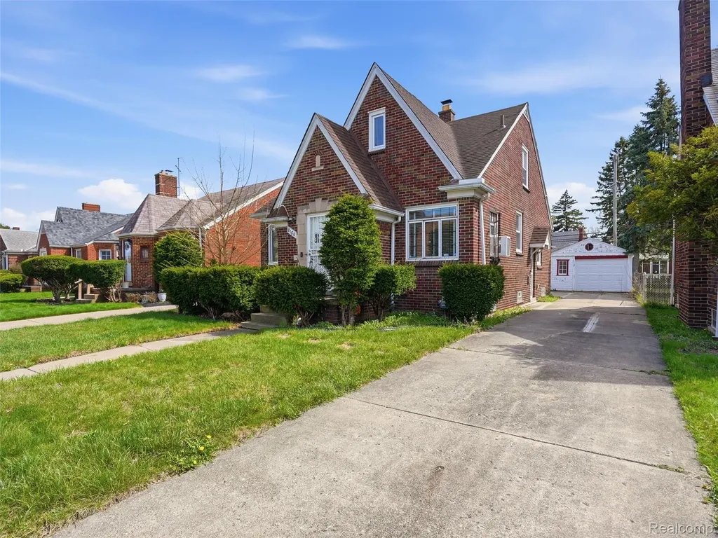8160 E Lantz Street Detroit City MI 48234