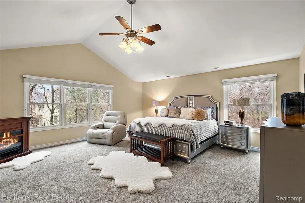 1562 Eagle Trail Oxford Charter Township MI 48371
