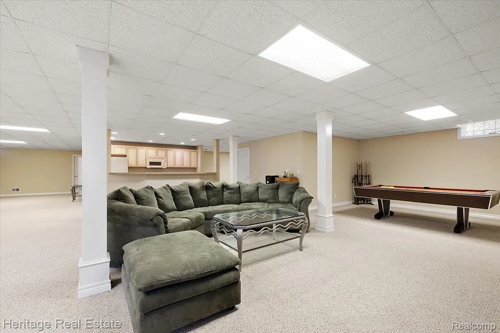 1562 Eagle Trail Oxford Charter Township MI 48371