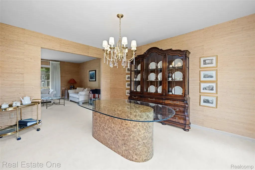 2503 Wickfield Road West Bloomfield Charter Township MI 48323