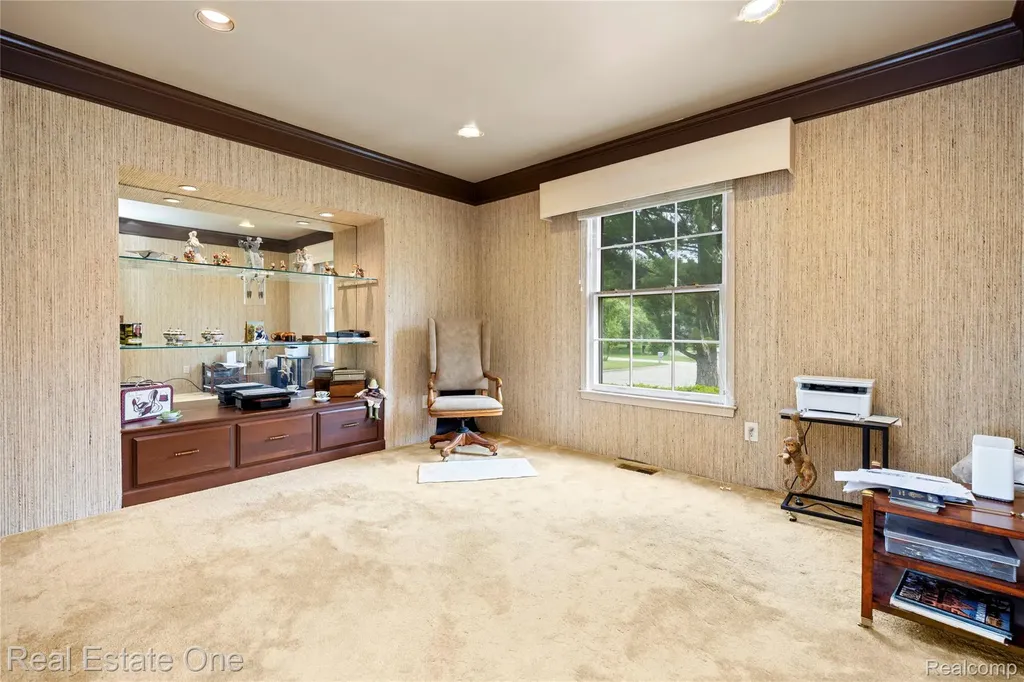 2503 Wickfield Road West Bloomfield Charter Township MI 48323
