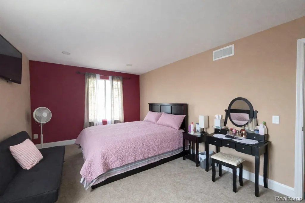34720 Huntley Drive Sterling Heights City MI 48312