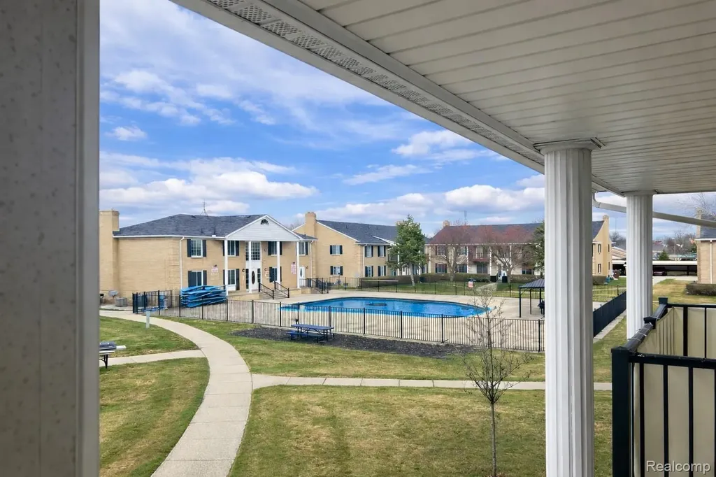 34720 Huntley Drive Sterling Heights City MI 48312