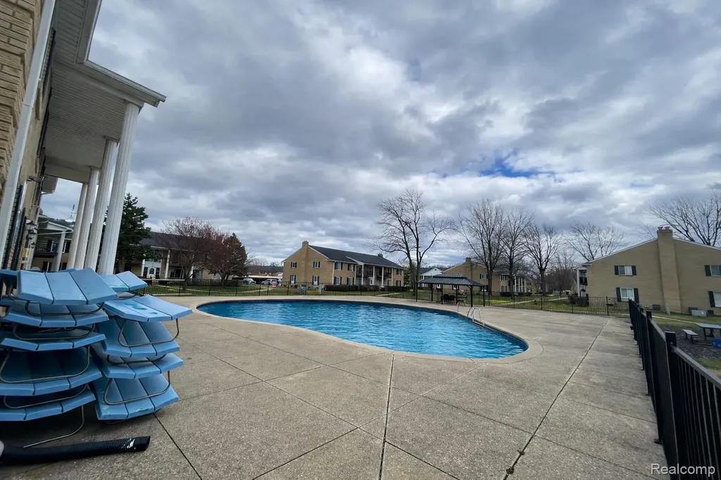 34720 Huntley Drive Sterling Heights City MI 48312