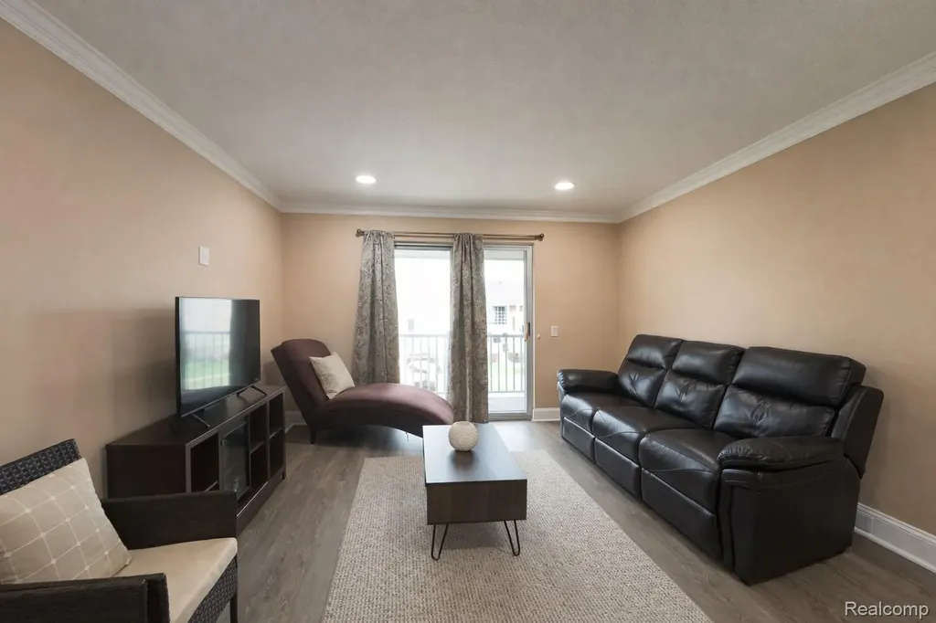 34720 Huntley Drive Sterling Heights City MI 48312