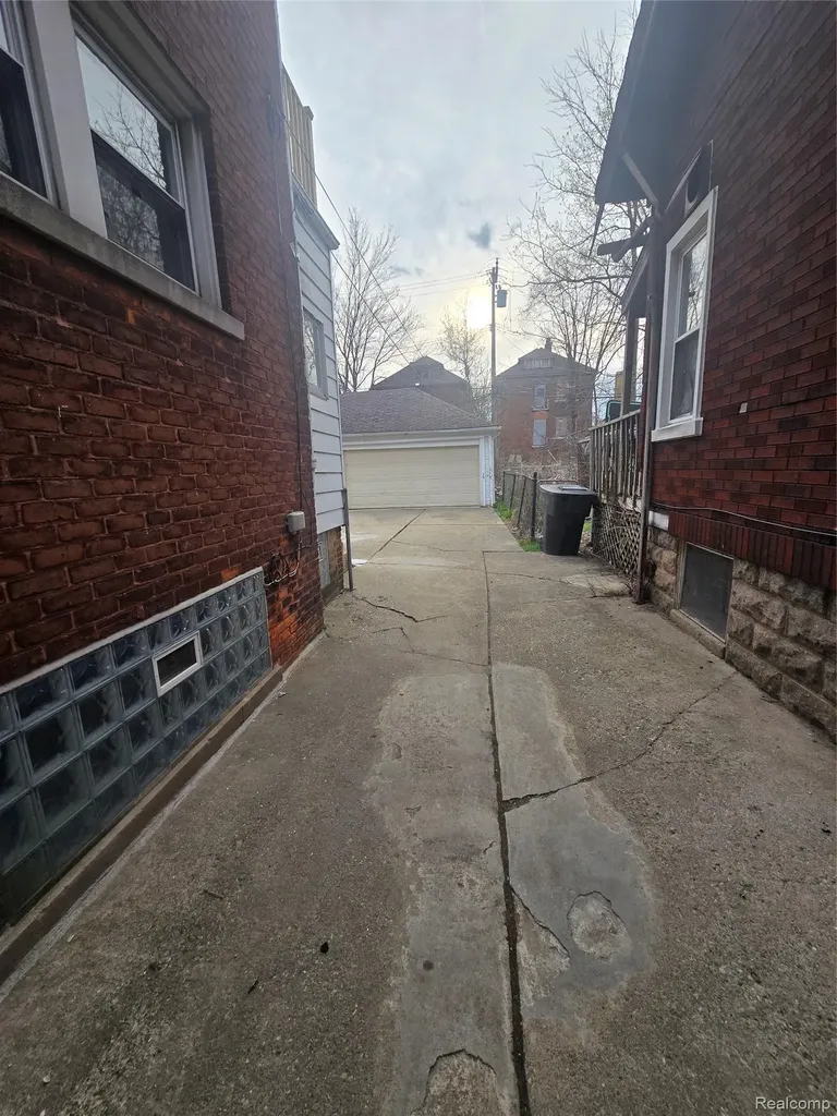 15923 Normandy Street Detroit City MI 48238