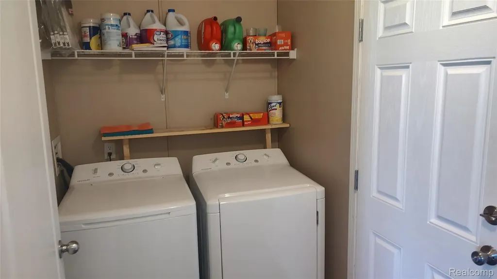 66 Grey Fox Court Grand Blanc Charter Township MI 48439