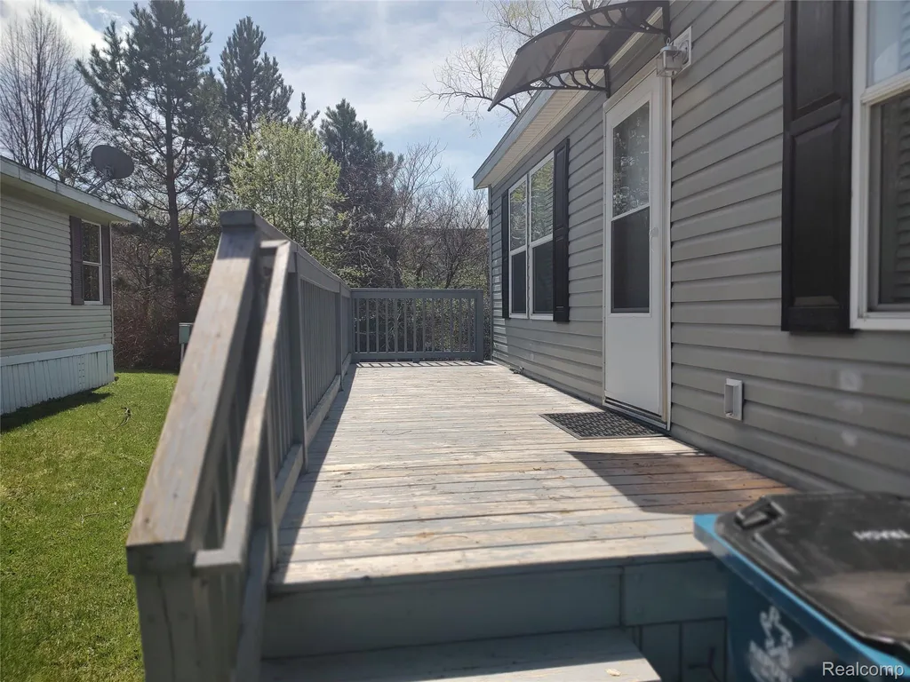 66 Grey Fox Court Grand Blanc Charter Township MI 48439