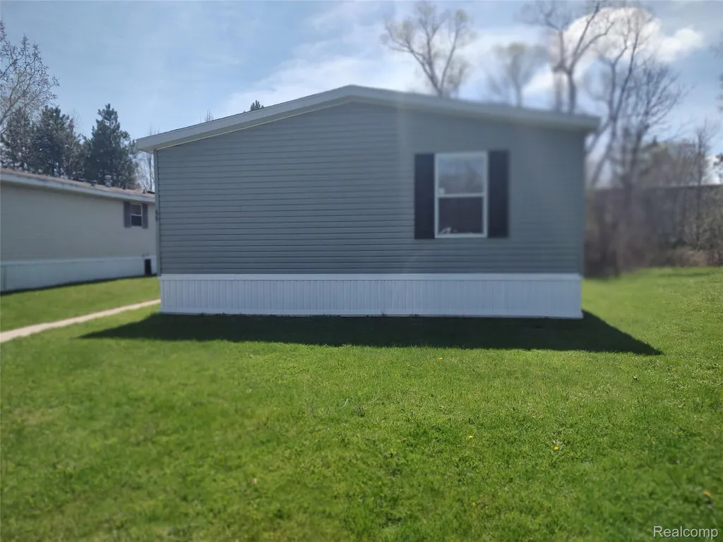 66 Grey Fox Court Grand Blanc Charter Township MI 48439