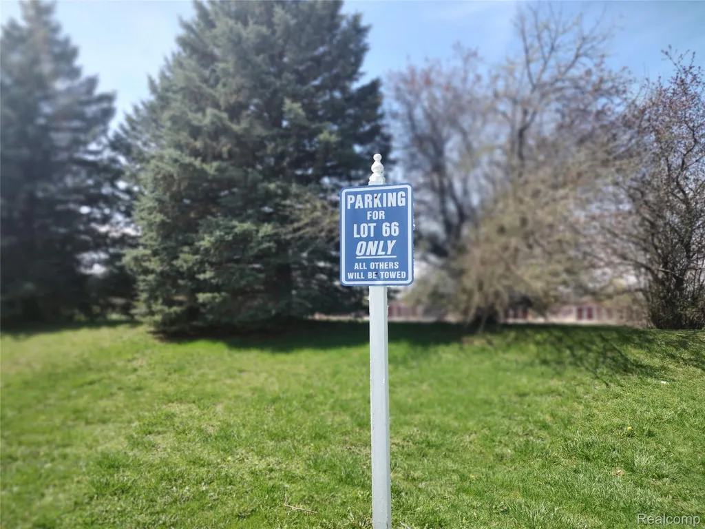 66 Grey Fox Court Grand Blanc Charter Township MI 48439
