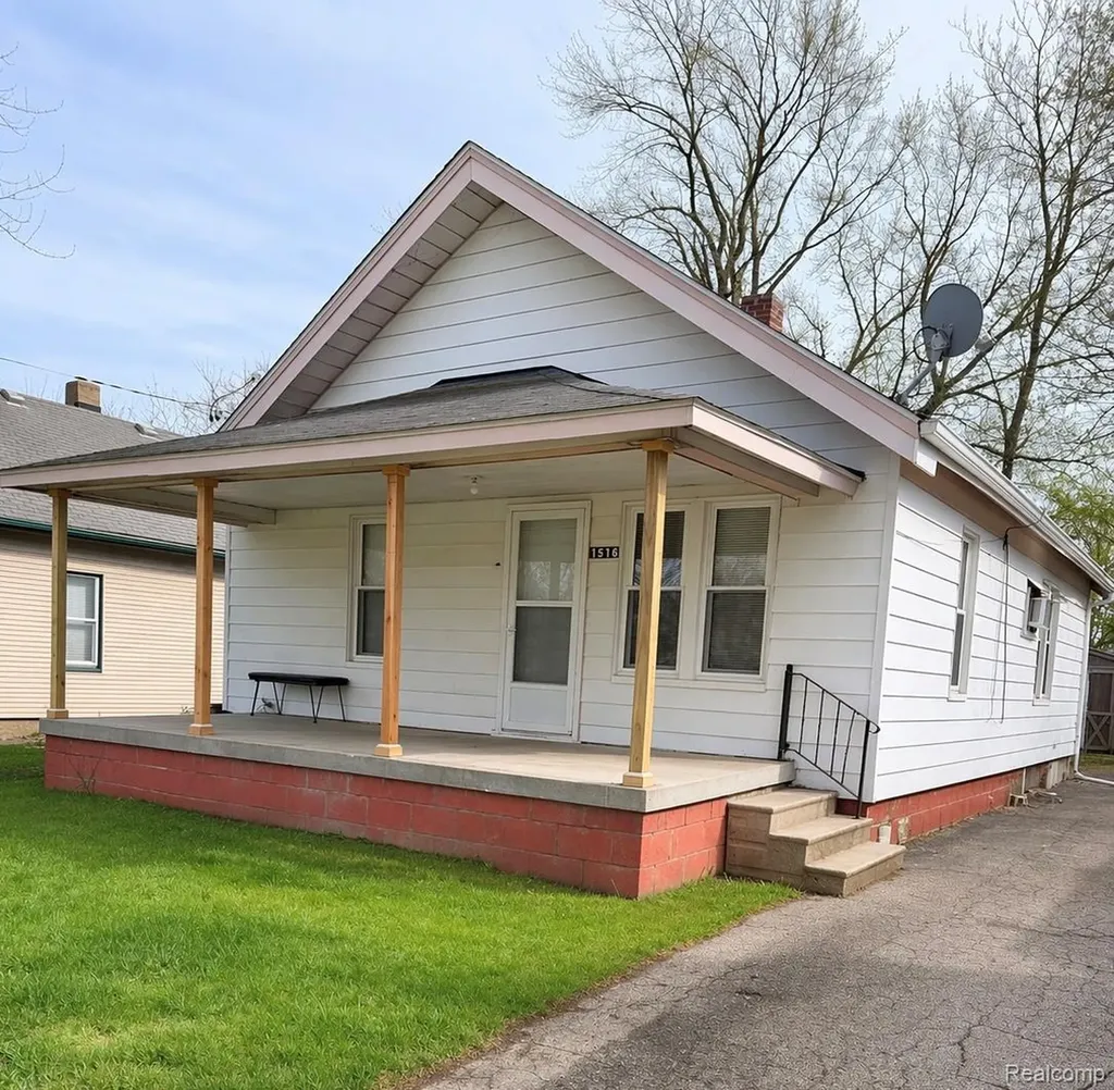 1516 Kent Street Flint City MI 48503