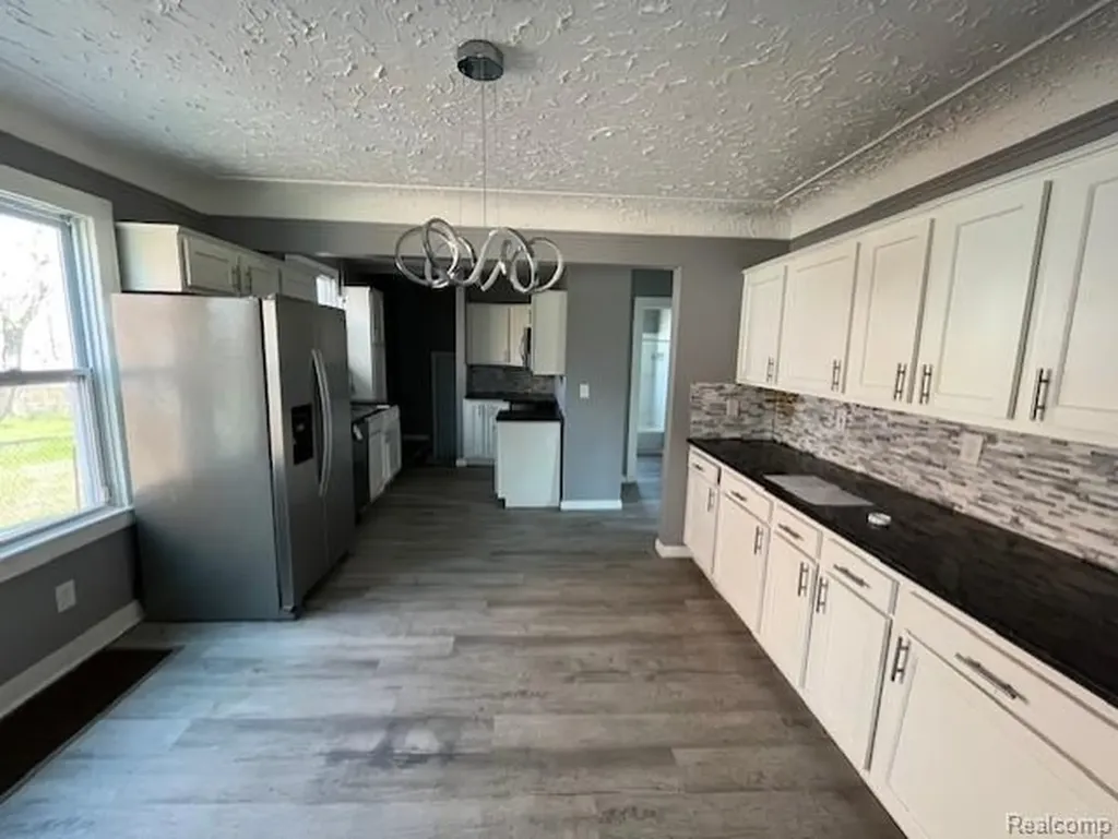16878 Lilac Street Detroit City MI 48221