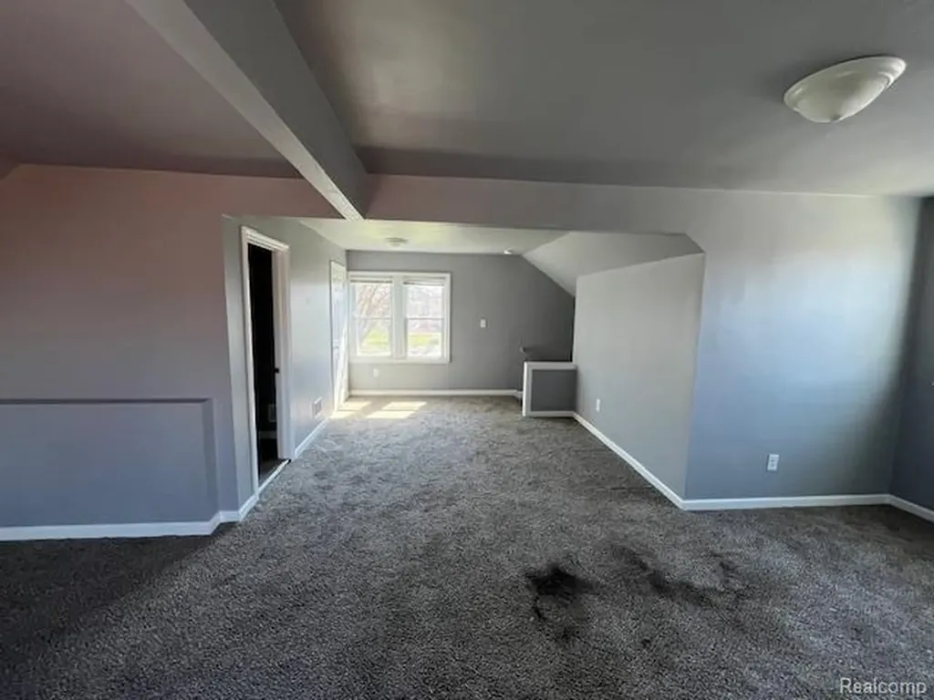 16878 Lilac Street Detroit City MI 48221
