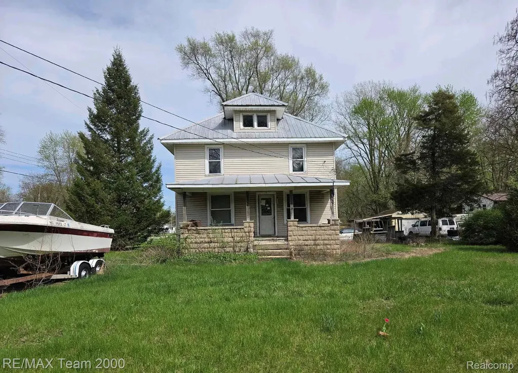 10030 Lewis Avenue Bedford Township MI 48182