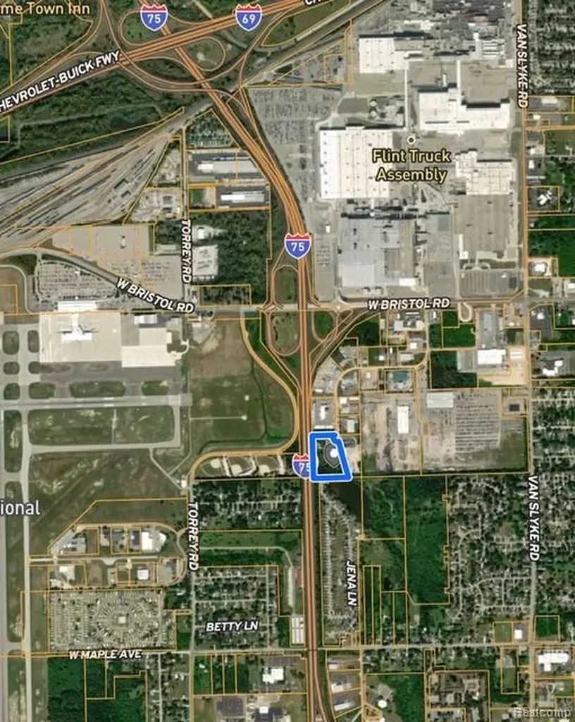 Vl Holiday Drive Flint Charter Township MI 48507