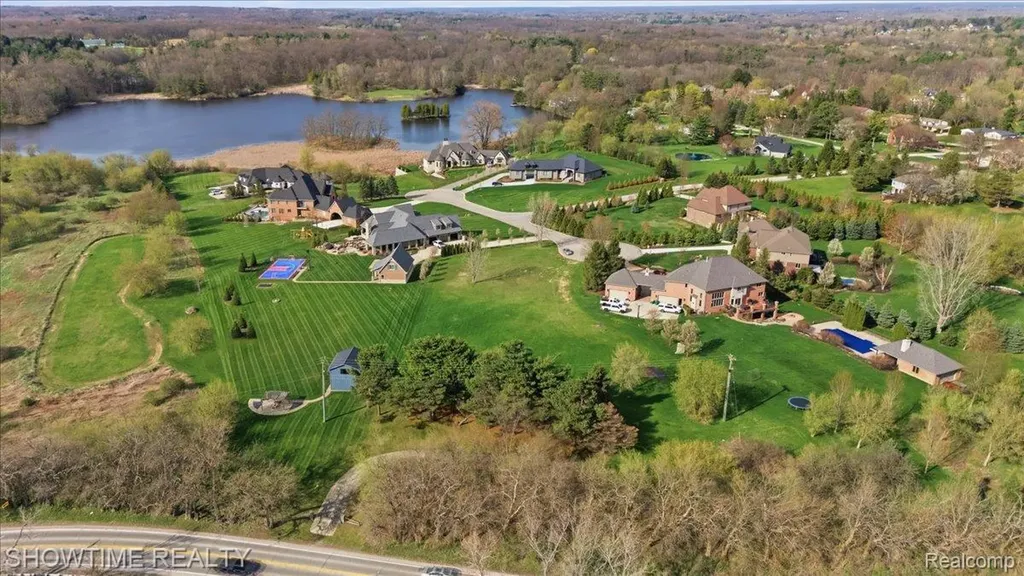 69225 Lake Point Court Bruce Township MI 48065