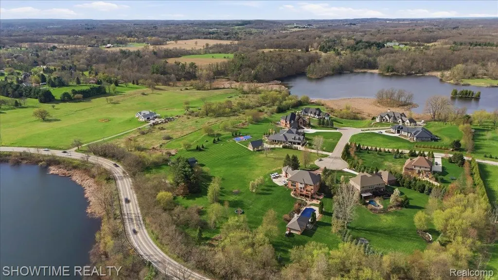 69225 Lake Point Court Bruce Township MI 48065