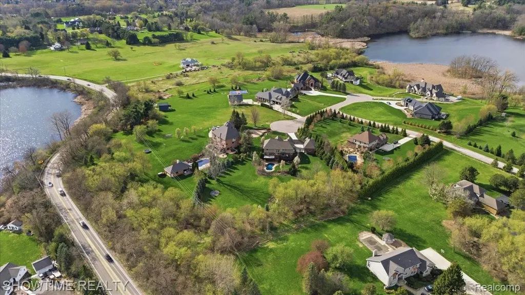 69225 Lake Point Court Bruce Township MI 48065