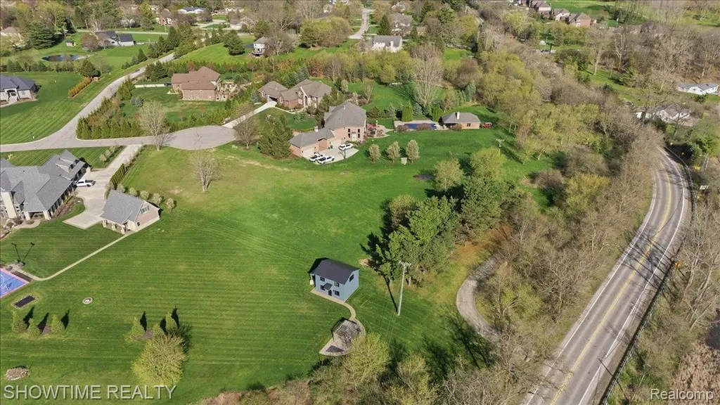 69225 Lake Point Court Bruce Township MI 48065