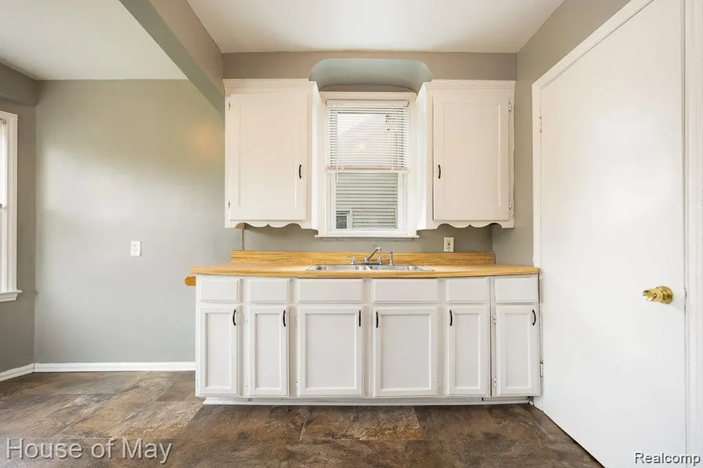18037 Ferguson Street Detroit City MI 48235
