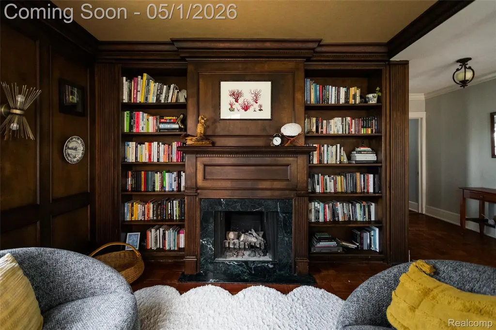 2929 Burns Street Detroit City MI 48214