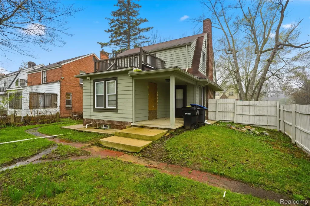 16614 Sunderland Road Detroit City MI 48219