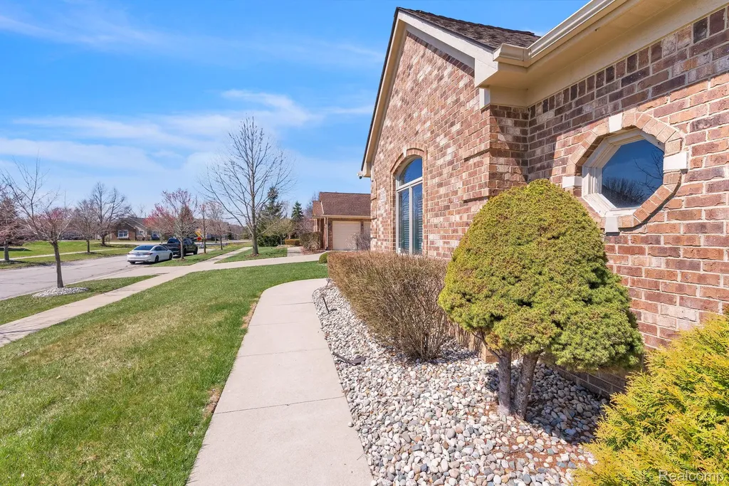 47081 Hidden River Circle N Canton Charter Township MI 48188