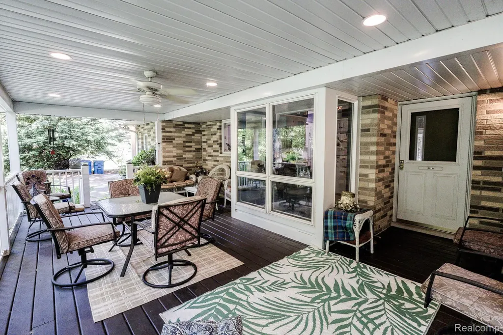 8197 Irish Road Millington Township MI 48746