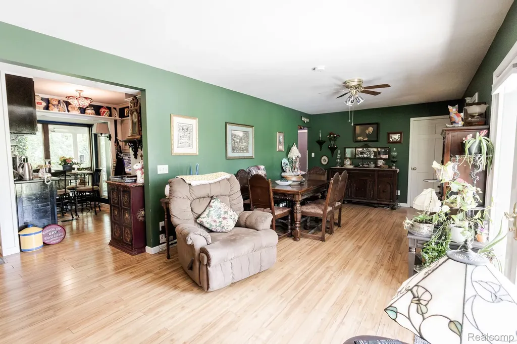 8197 Irish Road Millington Township MI 48746