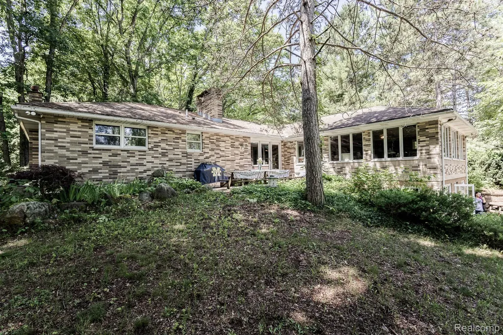 8197 Irish Road Millington Township MI 48746