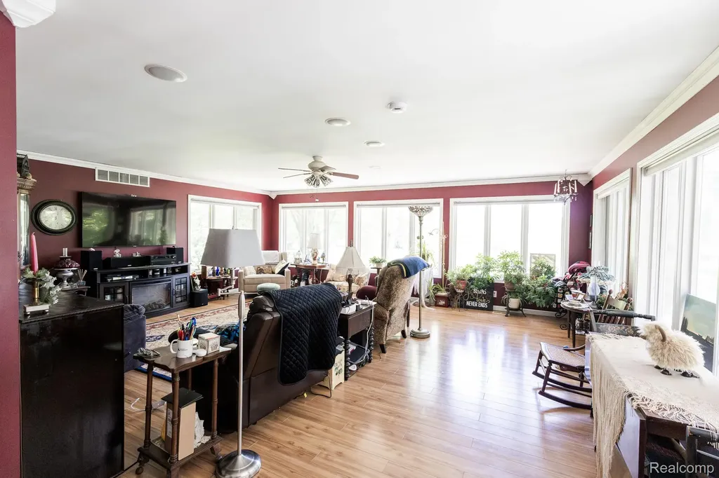 8197 Irish Road Millington Township MI 48746