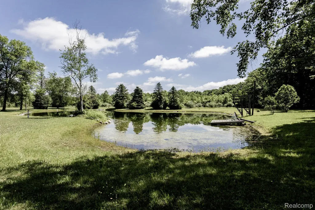 8197 Irish Road Millington Township MI 48746
