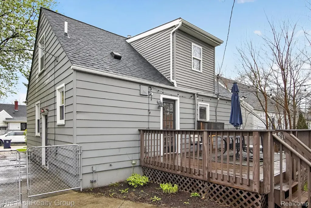 2100 Brockton Avenue Royal Oak City MI 48067
