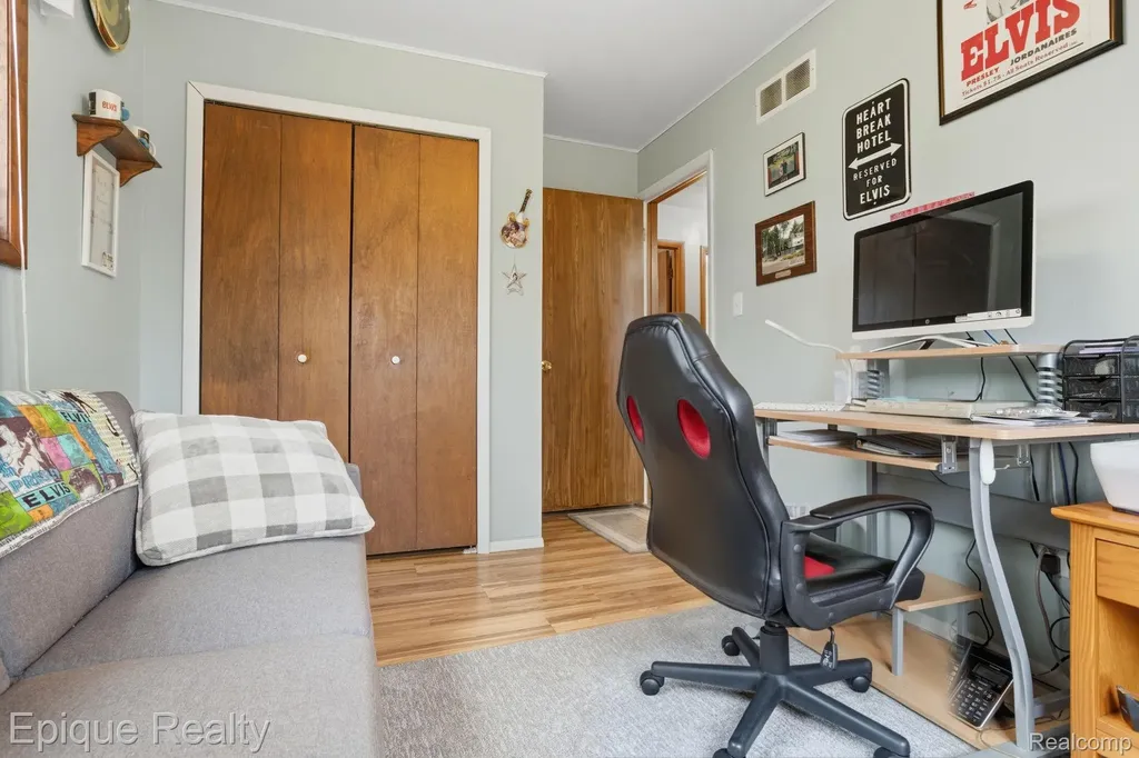 2491 Valley Church Drive Thetford Township MI 48420