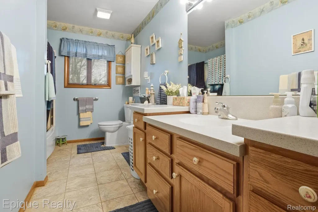 2491 Valley Church Drive Thetford Township MI 48420