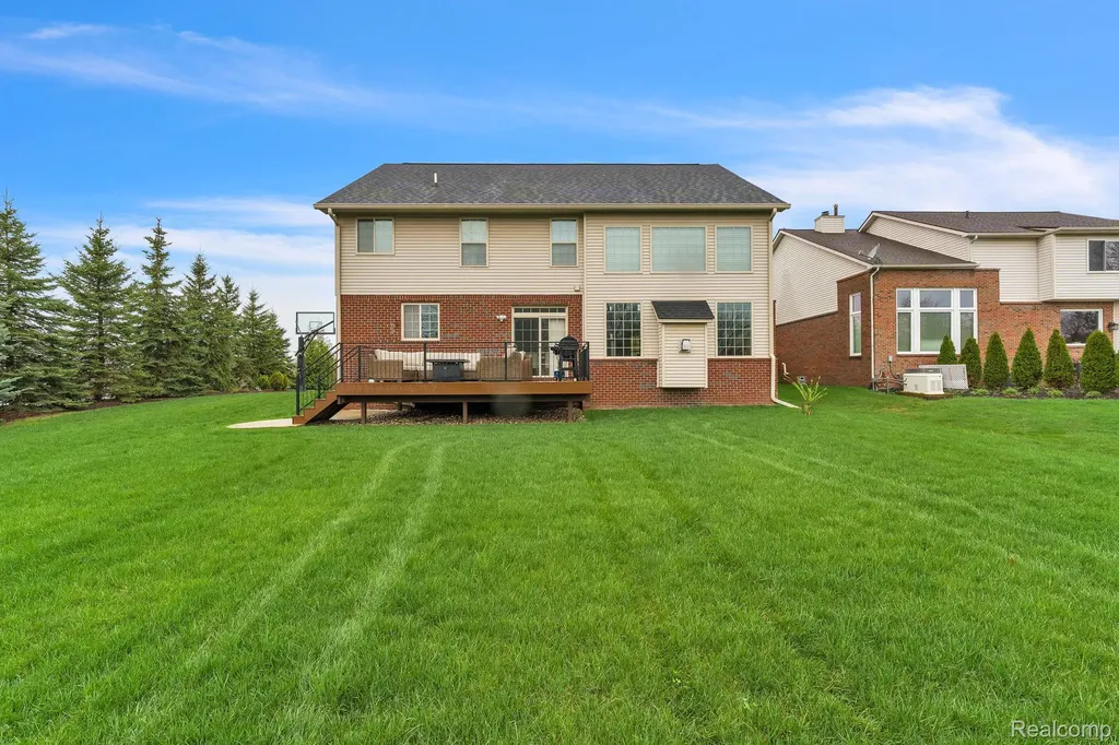1002 Carriage Trace Boulevard South Lyon City MI 48178