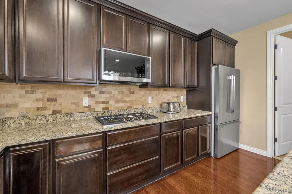 1002 Carriage Trace Boulevard South Lyon City MI 48178